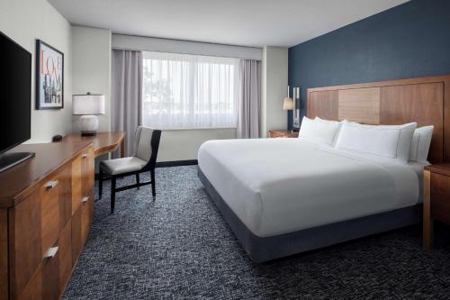 The Alloy, a DoubleTree by Hilton - Valley Forge