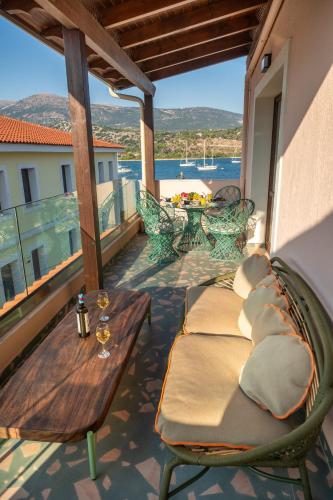 Pink Panther Maisonette Suite - image 2