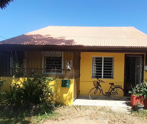 Le Patio Fleuri - Studio et terrasse privé à Cayenne - Camping - Cayenne