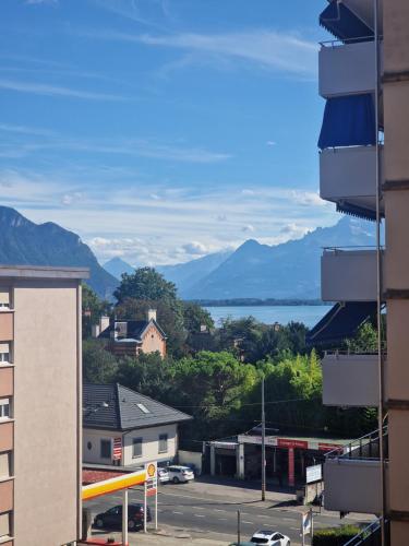 Grand appartement 4-8 personnes - Apartment - Montreux