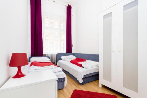 Grand Boulevard Apartments