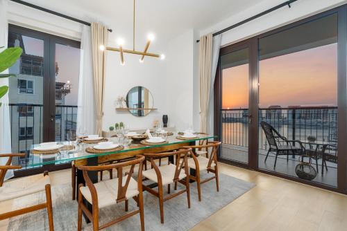 View, Ultimate Stay / Panoramic Sunset Full Sea & Yacht Marina Views / 3 Bedrooms near Key West