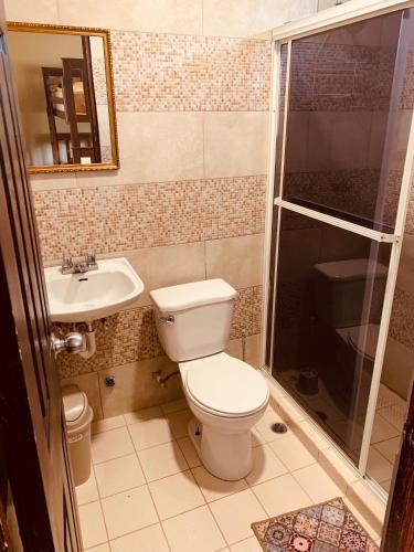 دش, La Casita de Elenita - Habitación doble (La Casita de Elenita - Habitacion doble) in Alto Boquete