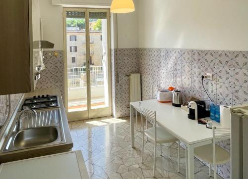 廚房, Le Ville Tivoli - Suites, Tivoli City Center! in 蒂沃利