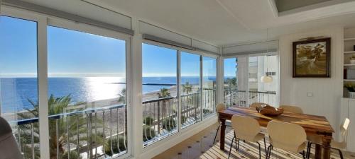 FirstLine BeachView