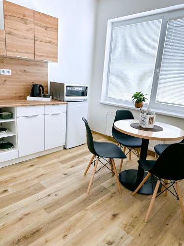 Penzion DMZ in มาเรียนสเก้