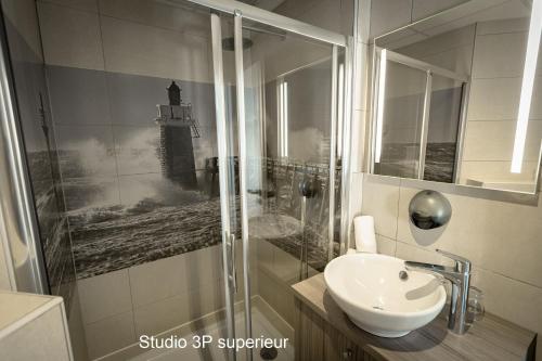 Superior Studio