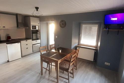 Duplex de 40m², refait à neuf - Location saisonnière - Saint-Hostien