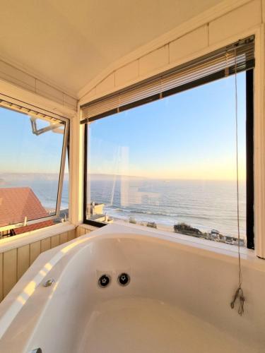 熱水浴缸, Quinto Sol B&B in 里納卡海灘