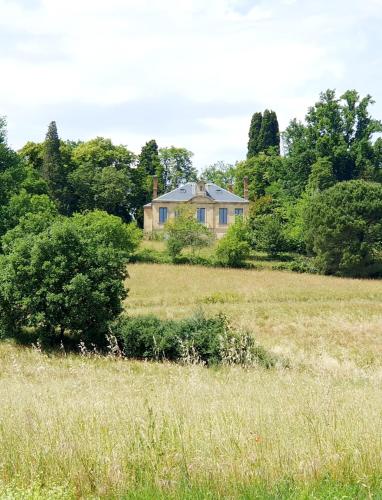 Domaine de Roquefalcou gîte à louer Saint-Vite