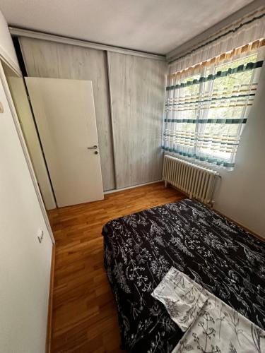65m2 Apartment, 3 Rooms Skopje, Karpos, Skopje (photo 10)