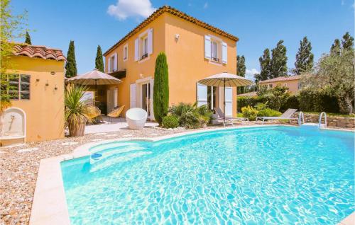 Nice Home In Morires-ls-avignon With Private Swimming Pool, Can Be Inside Or Outside - Location saisonnière - Morières-lès-Avignon