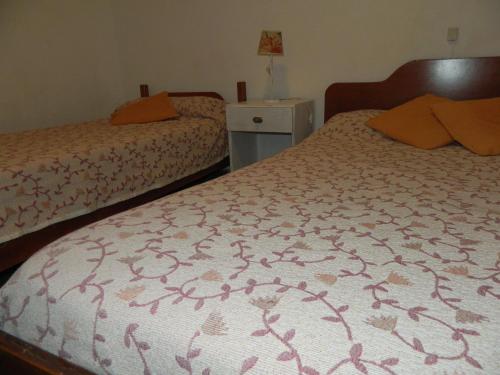 Double or Twin Room image 4