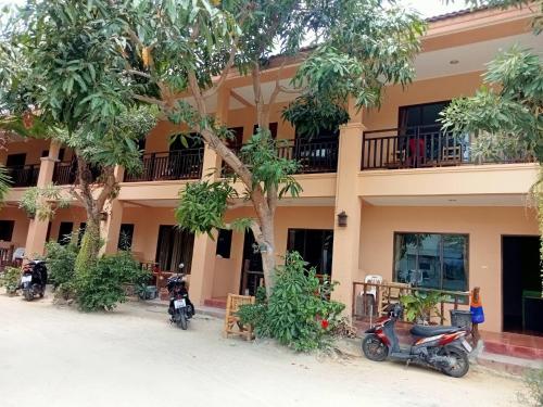 Bank Guesthouse - Surat Thani - 숙소 외관