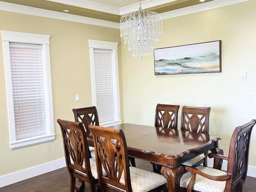 Jennifers House in Vancouver, Canada