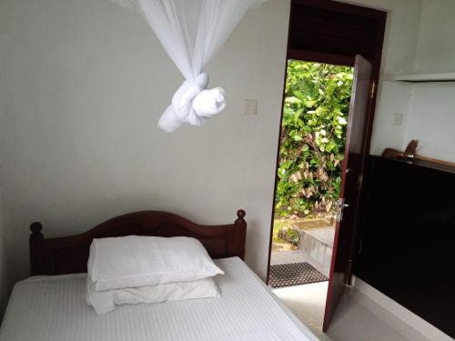 1 twin bed