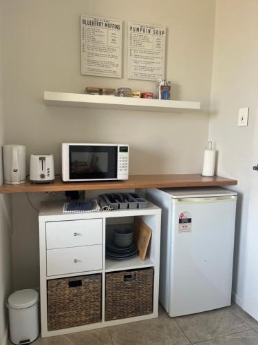 Iekārtas, Freyjas Guest Suite in Curra