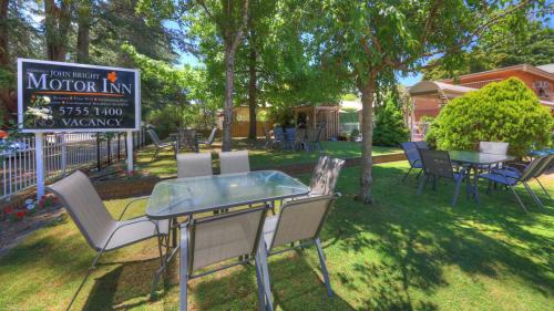 Barrass's John Bright Motor Inn in 明亮