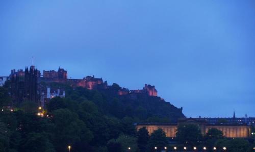 Located in heart of Edinburgh