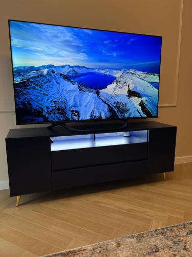 Deluxe King Suite image 10