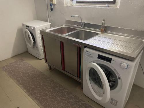  Cucchiari Suite 7B in Modena