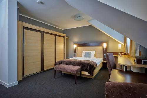 Hotel Westend - main image