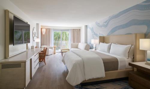 1 king bed, 1 sofa bed