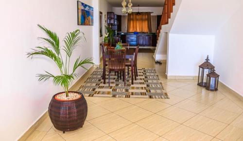 Ocean View Apartment D7 in มอมบาซา