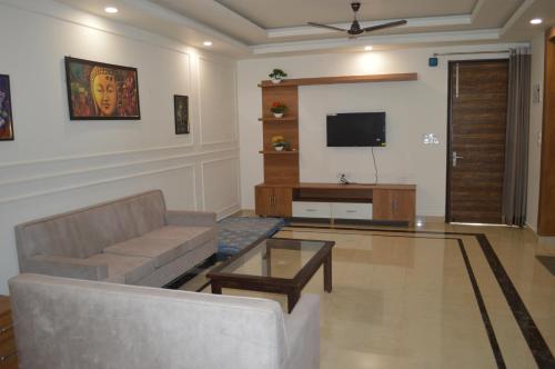 Aarya Rishikesh - Luxurious 2 BHK