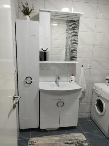 Apartman Sandi