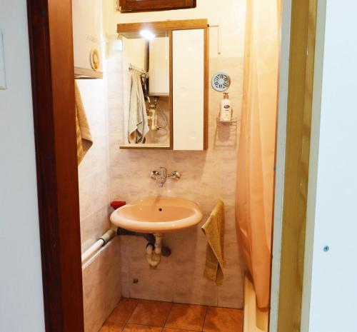 Fürdőszoba, STUDIO STUDIO + in Verbász