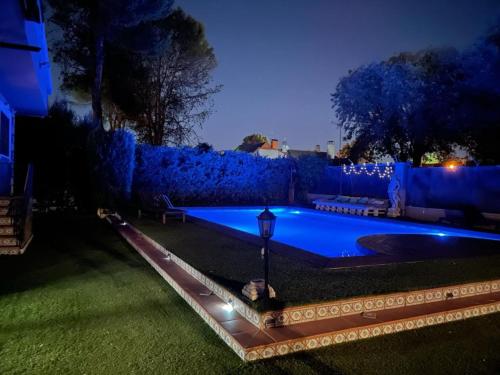 Úszómedence, Casa de lujo con piscina privada, cerca de Madrid in Alcala de Henares