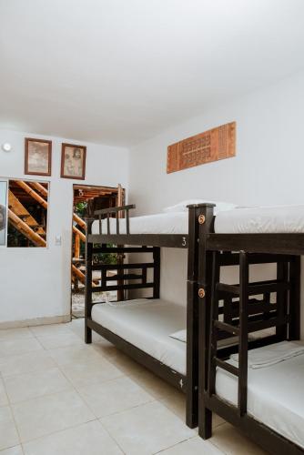 1 twin bed