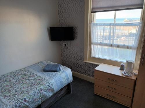 Burlington Room Type - Deluxe Double or Twin Room