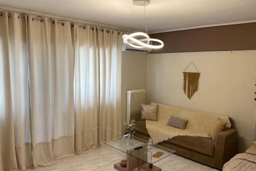 Central Modern Apartment Volos ll