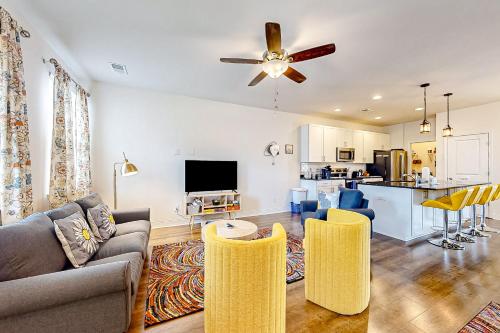 Daisy Place in Charleston, USA
