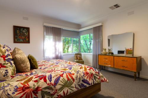 Rosettas Garden Guesthouse King Valley - Apartment - Whitfield