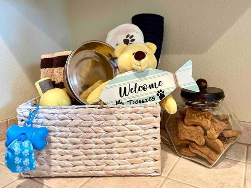 Boulder Bay on Lake Buchanan, Hot Tub, Dog Friendly private fenced and gated home! in Buchanan Dam, USA