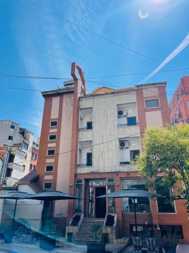 Hotel Villa Ferrari, Tirana (photo 5)