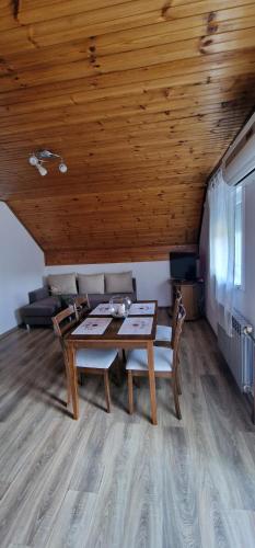 Apartment Plavo oko 3