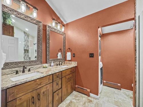Woods25 Townhome Condo - image 12