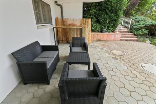 設施, Appartement paisible avec terrasse in 維拉雷普斯