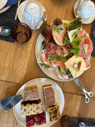 Hotel Ambiente – Dortmund, OH
