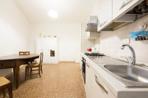 Agostino's Apartment, Janov (fotografie 7)