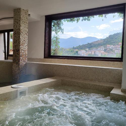 Spa, Hostal El Cerro - Only Adults in Pedro Bernardo