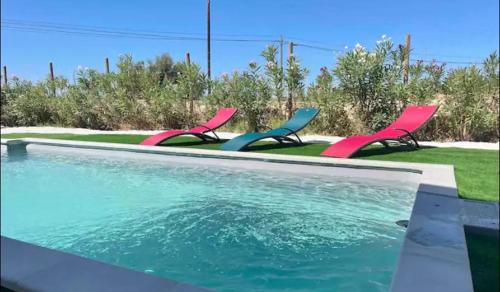 Gîte piscine jacuzzi dans un domaine viticole - Location saisonnière - Montpeyroux