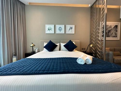 Business Bay Modern studio with a Canal view at DAMAC Maison Prive 1616, Dubaj (fotografie 2)