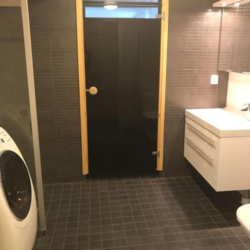 Kotimaailma - Avara ja valoisa kolmio saunalla lähellä Helsingin keskustaa, Helsinki (zdjęcie 9)