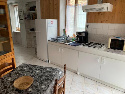 Ducey-Les Chéris étape Mont Saint Michel St Malo 50220 (Ducey-Les Cheris etape Mont Saint Michel St Malo 50220) in Ducey