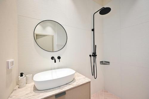 Apartment image 10